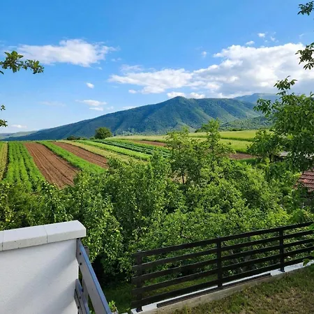 Σπίτι διακοπών Smokvica Bihać